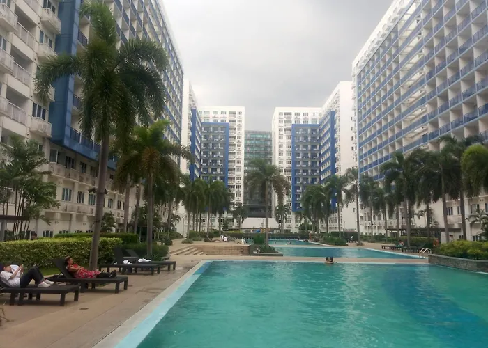 Diamond Moa Staycation